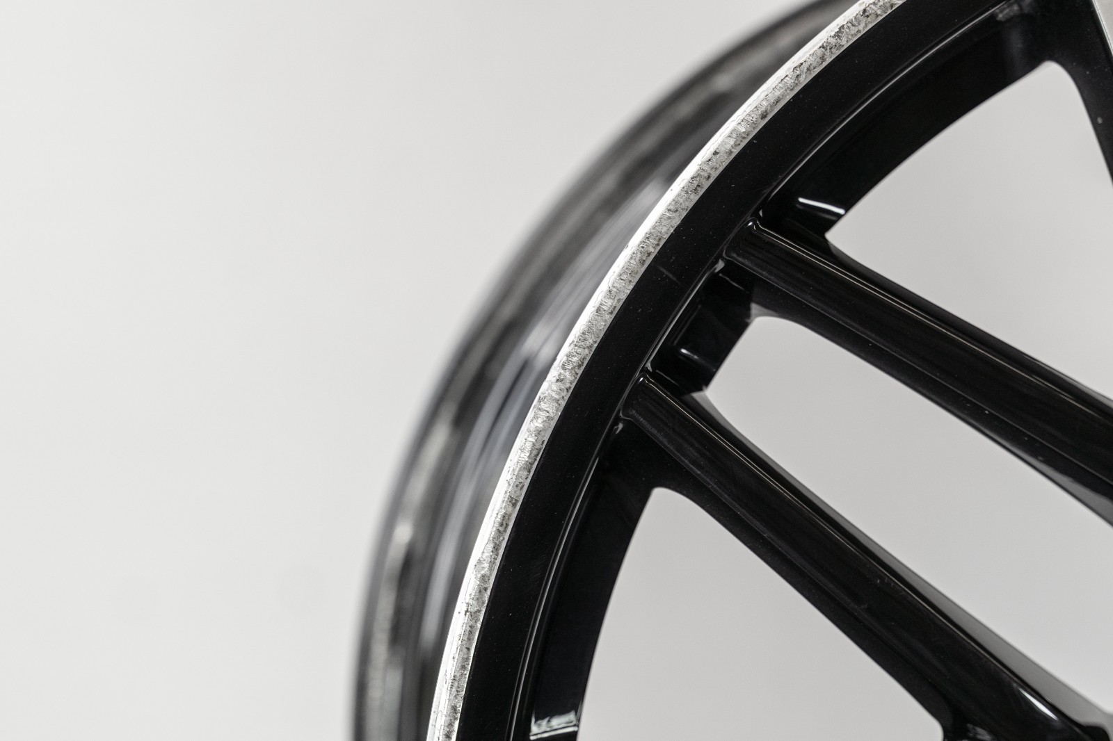 BMW 740i 750i 21" inch Rear rim OEM 2016-2020 Genuine Original Style 650M Wheel - Image 12