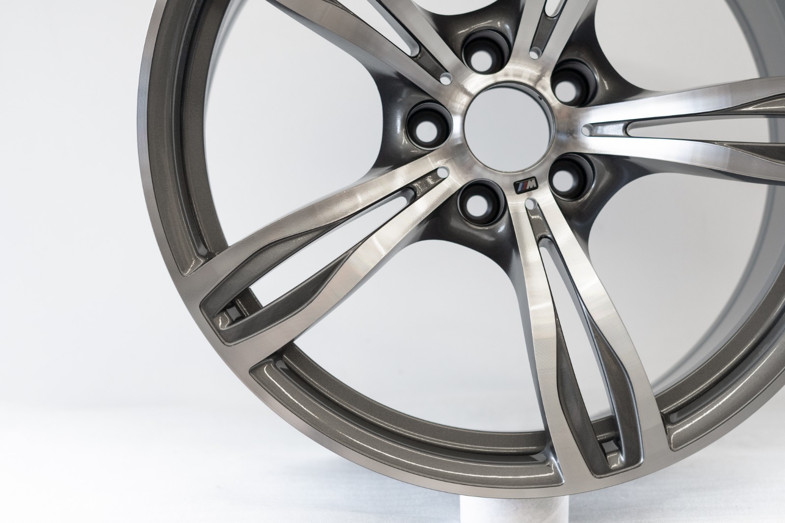 BMW M6 20" inch Rear Rim OEM 2012-2018 Genuine Original style 343 Wheel - Image 5