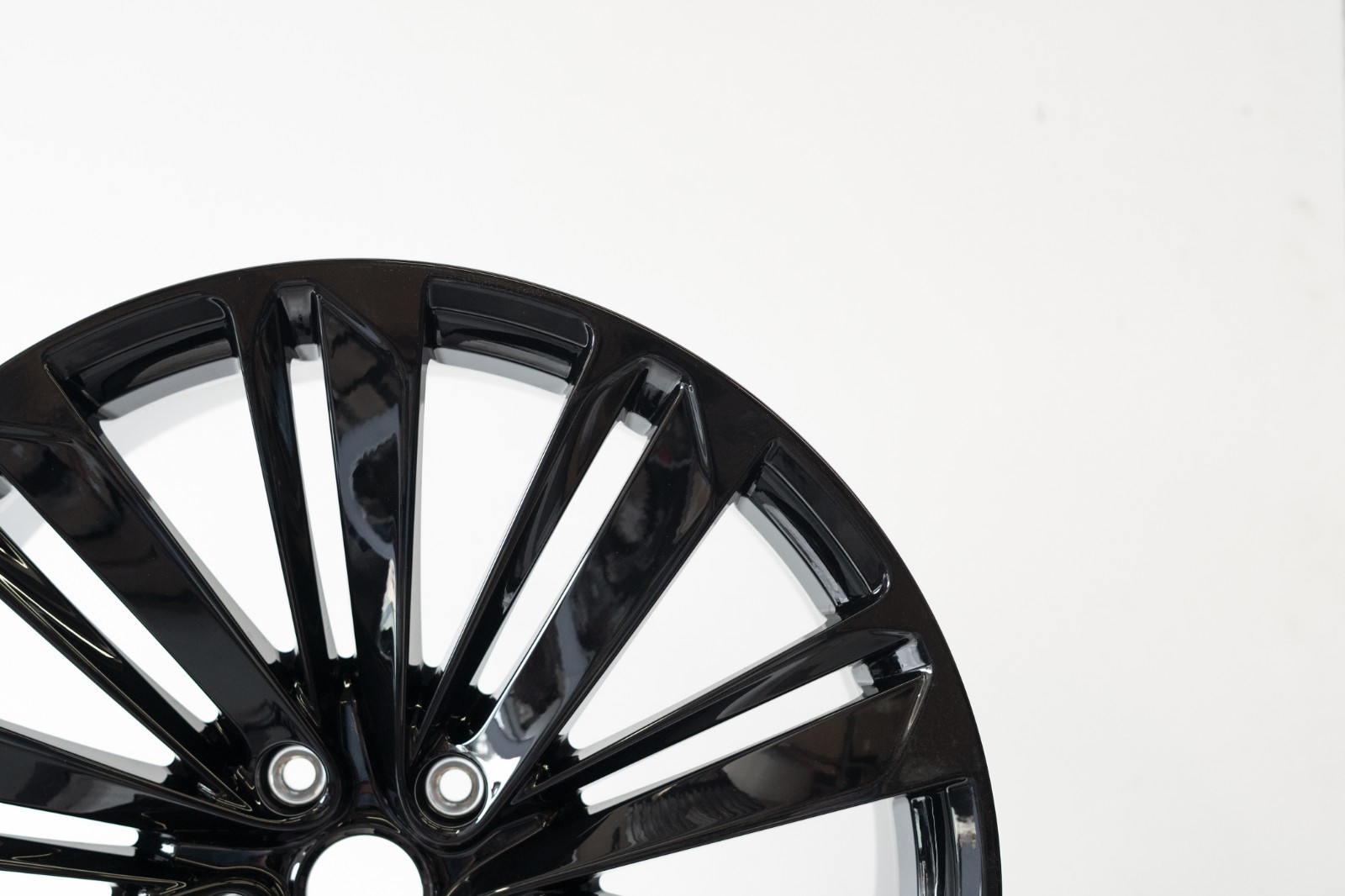 Bentley Bentayga 22" rim OEM 2021-2026 Genuine Original Forged wheel 36A601025AS - Image 3