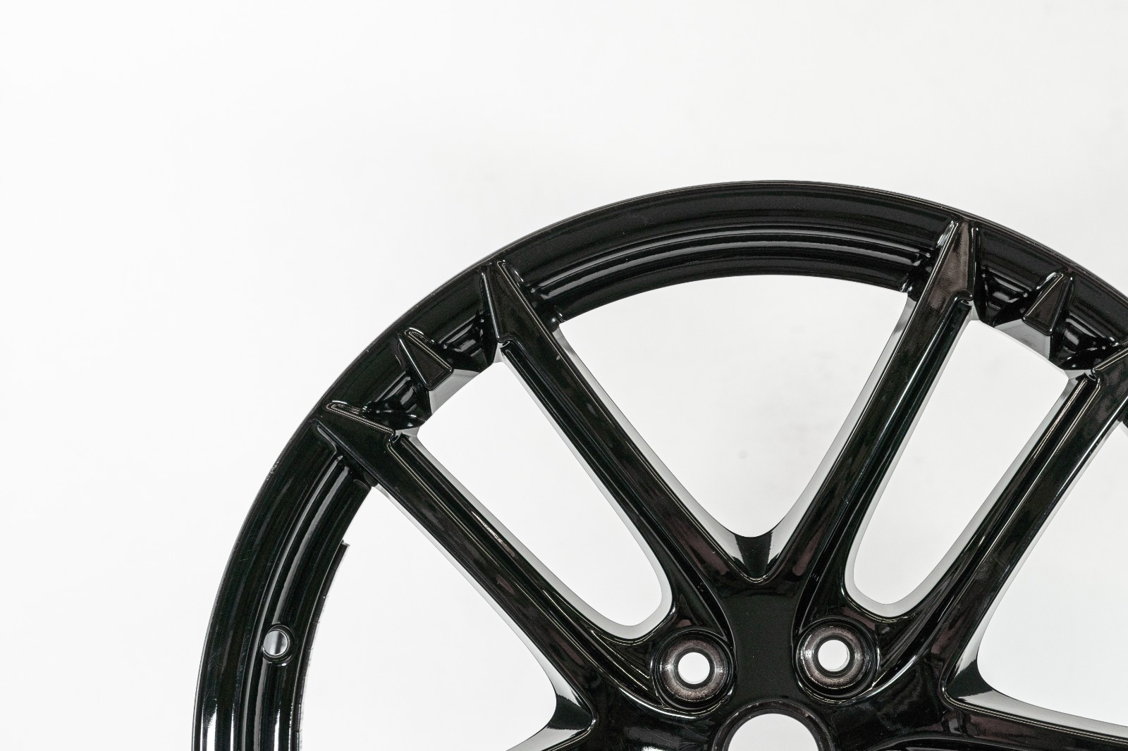 Maserati GranTurismo MC Stradale 20" inch Front rim OEM 2008-2019 Genuine Wheel - Image 3
