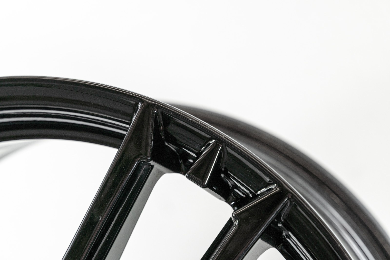 Maserati GranTurismo MC Stradale 20" inch Front rim OEM 2008-2019 Genuine Wheel - Image 6