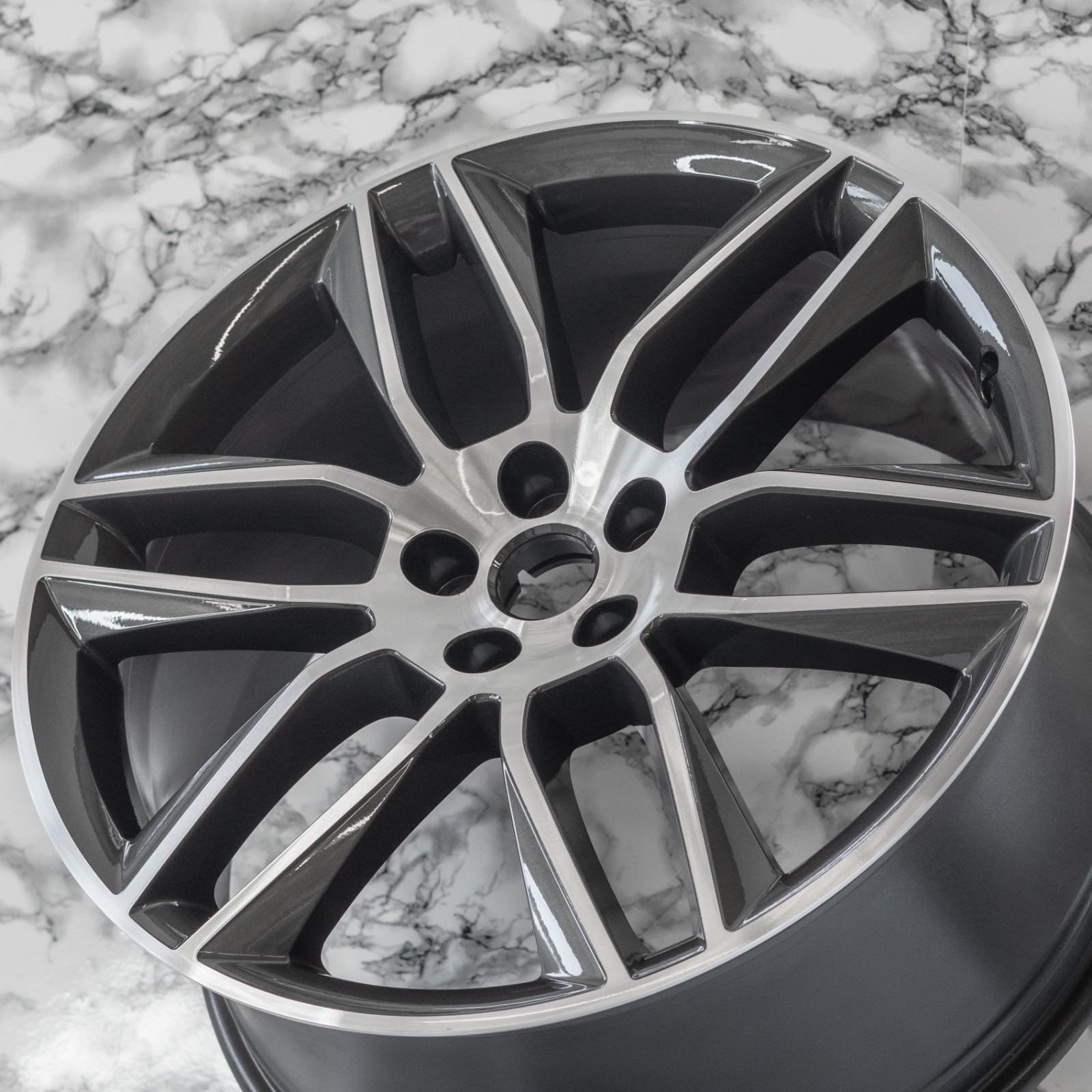 Jaguar F-Type 20" inch Front rim OEM 2014-2018 Genuine Oirginal Gyrodyne Wheel