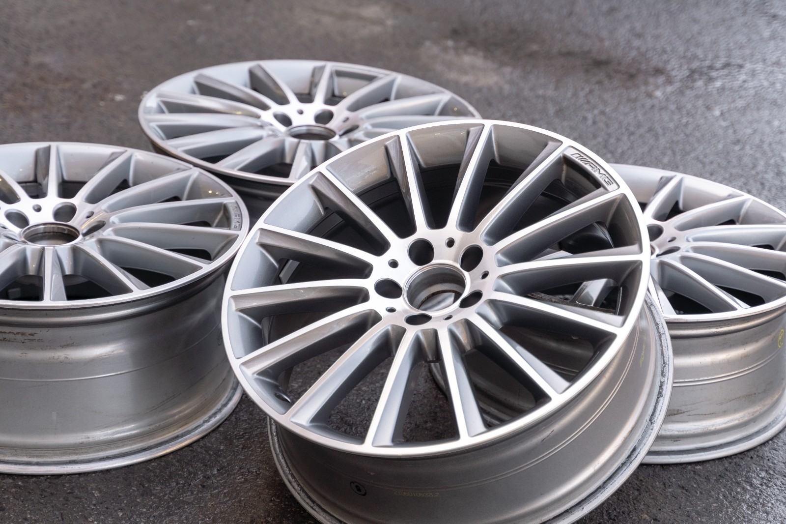 Mercedes C300 C450 C43 AMG 19" Inch OEM 2015-2022 Genuine Original wheel set - Image 4