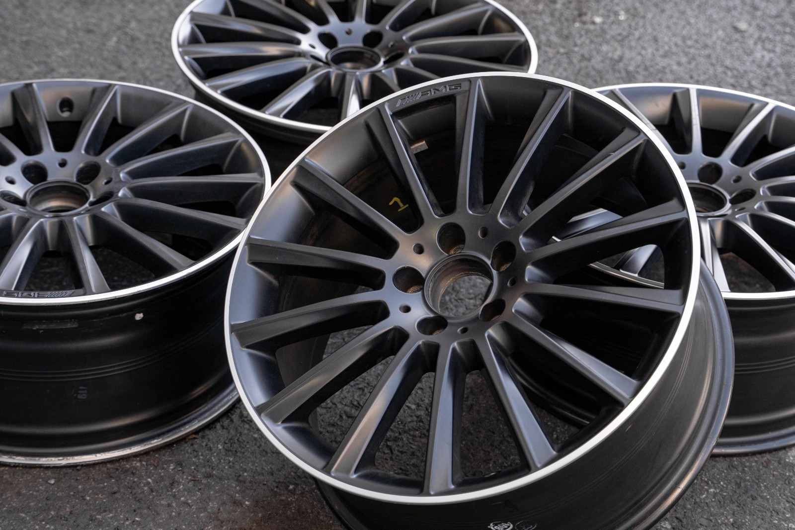 Mercedes CLA35 AMG 19" inch rim OEM 2019-2026 Genuine wheels Set - Read Listing - Image 11
